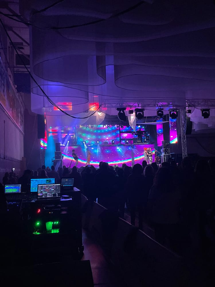 Festival con Pantallas Led