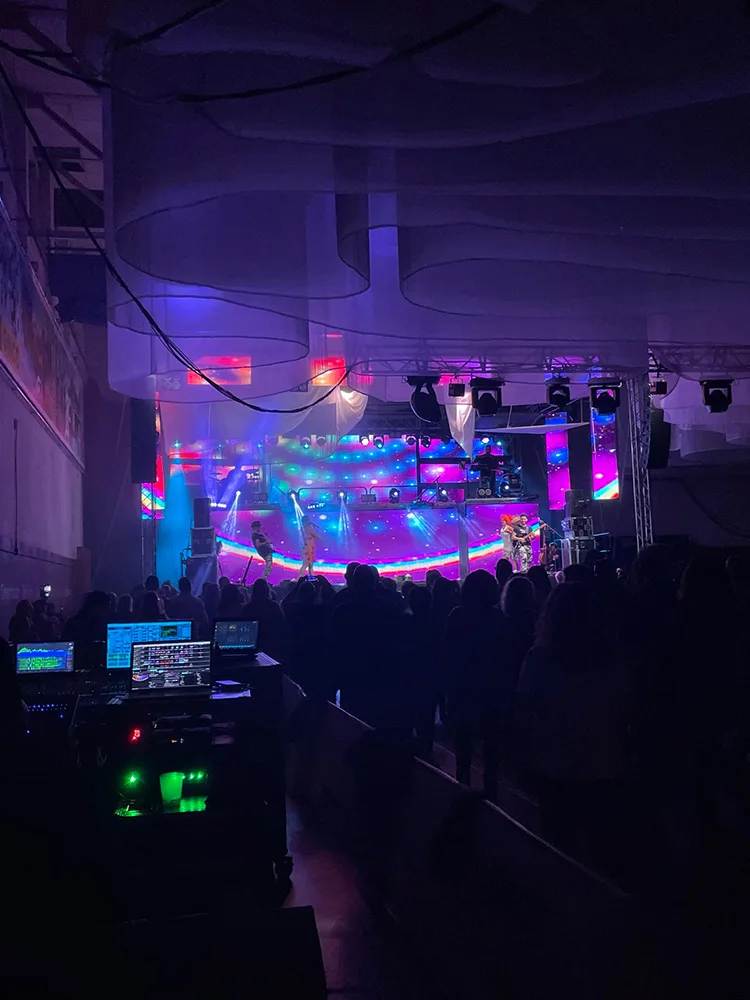 Festival con Pantallas Led