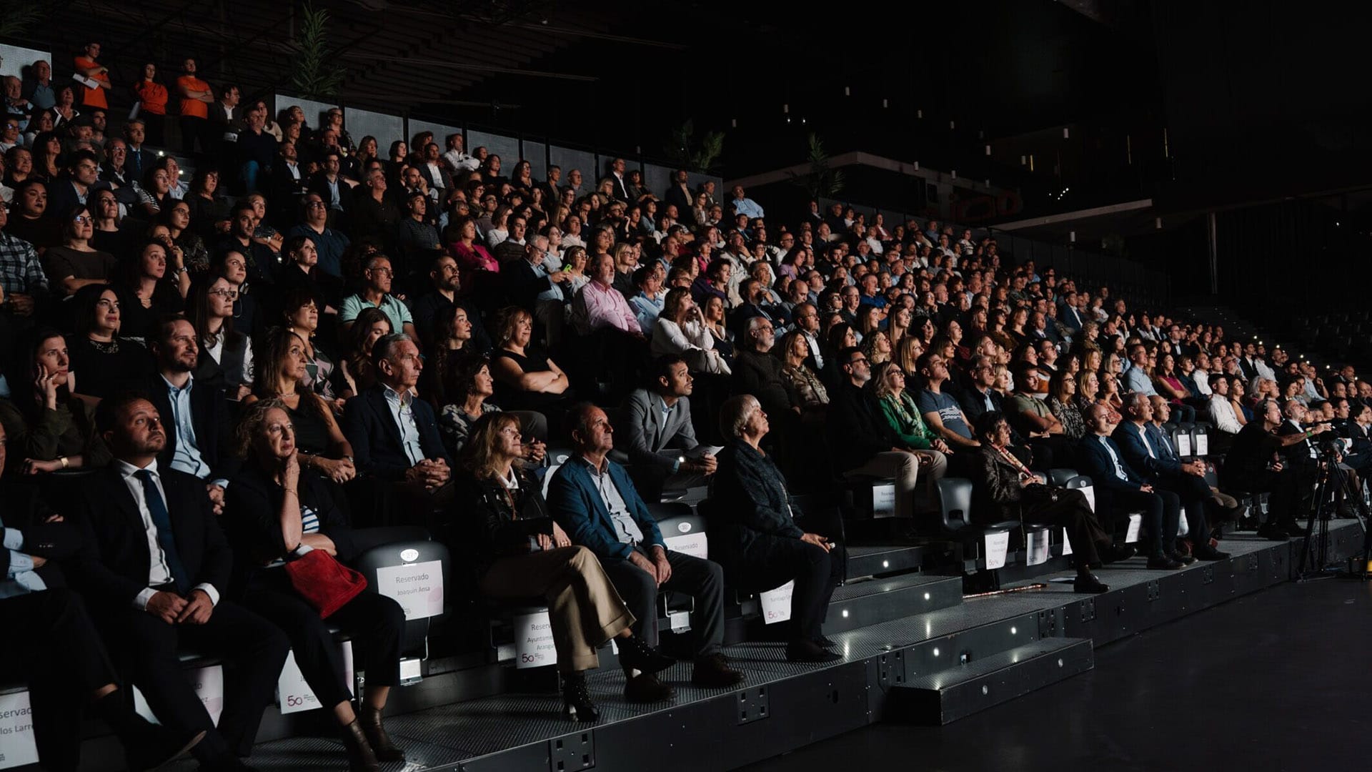 Público del evento corporativo del 50 aniversario del Club de Marketing de Navarra