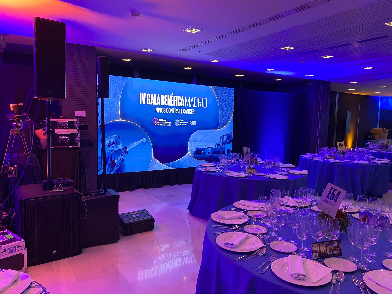 Montaje de pantallas LED para eventos corporativos